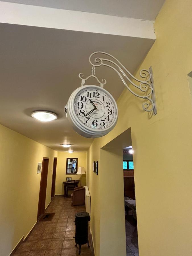 Erdei Vendeghaz Hotel Bogot Exterior photo